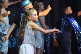 574906136_1420156746778794_7936944871727414521_n